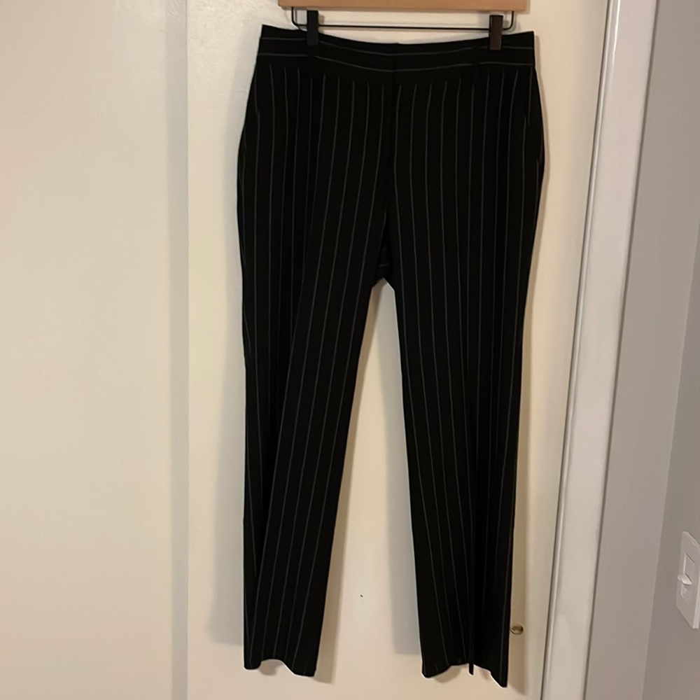 Black w/ white pinstriped dress pants, size 8 Petite. Pockets!